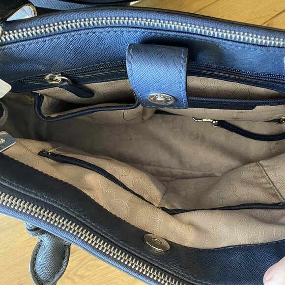 Michael Kors handbag blue and black - Picture 5 of 5